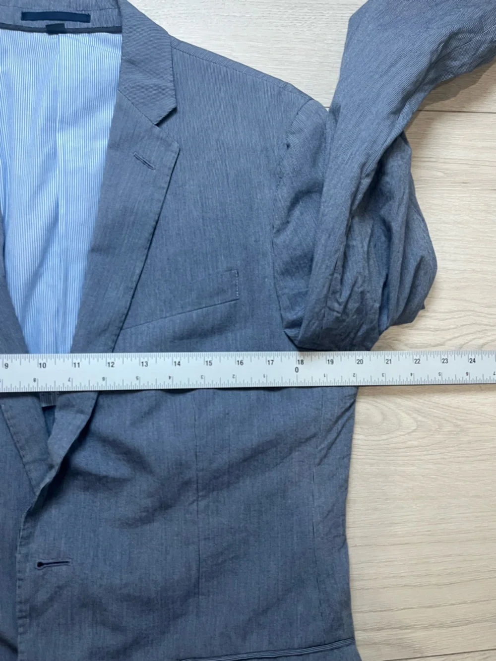 J.Crew Ludlow grey suit jacket Size 40s  Blue Gray Stripe Needs To Be Pressed